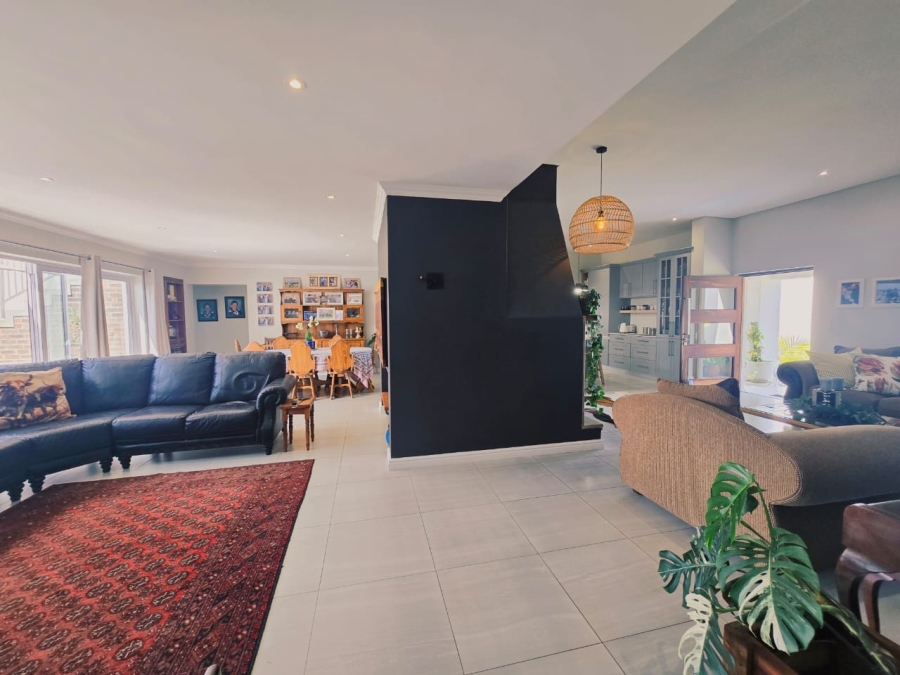 3 Bedroom Property for Sale in Kingswood Golf Estate Western Cape